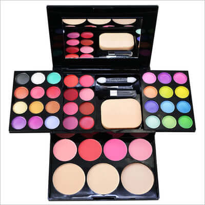 All-Day Eyeshadow Palette Makeup Kit – Matte & Shimmer Shades, No Dye Formula