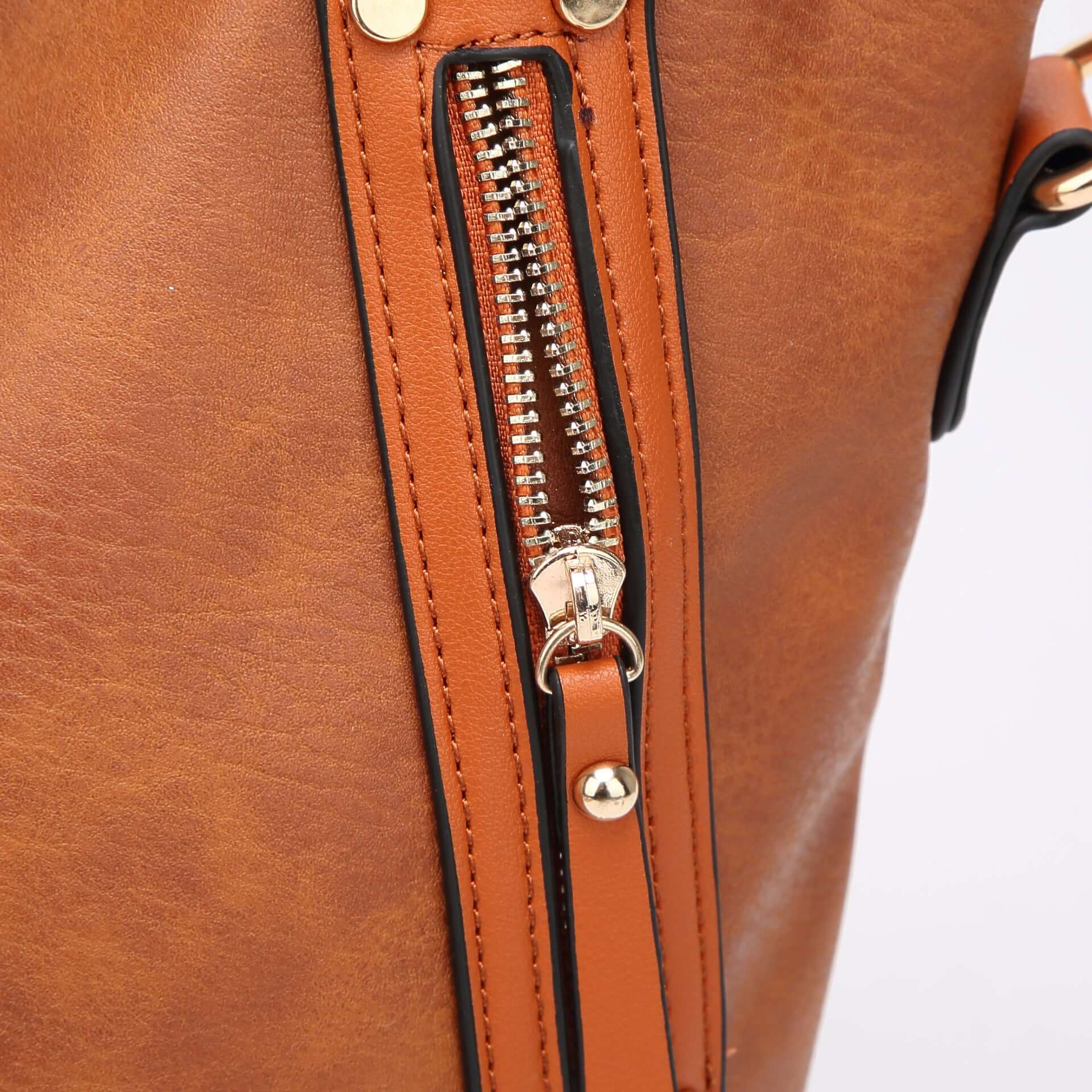 Detail of the zipper feature on the Women's Wild Bag, a bold statement handbag for women.